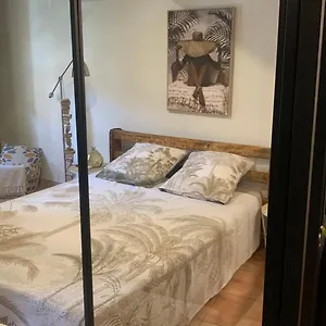 Cosy Avec Deux Velos Coeur De , Hyères France
