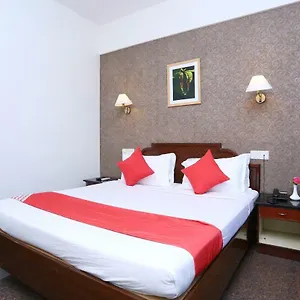 Oyo 22875 Deliza Residency 3* Wadakkanchery